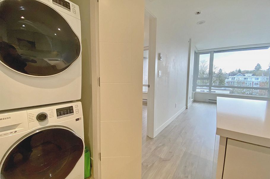 802 238 W Broadway Vancouver, BC - 5