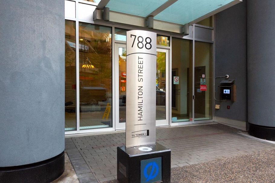 805 788 Hamilton Street Vancouver, BC - 4
