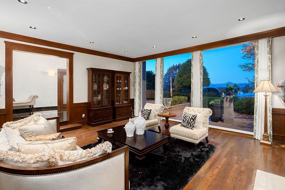 5550 Kingston Road Vancouver, BC - 4