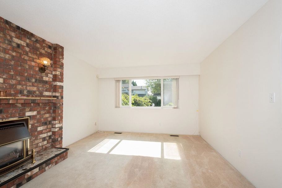 2155 W 15th Avenue Vancouver, BC - 19