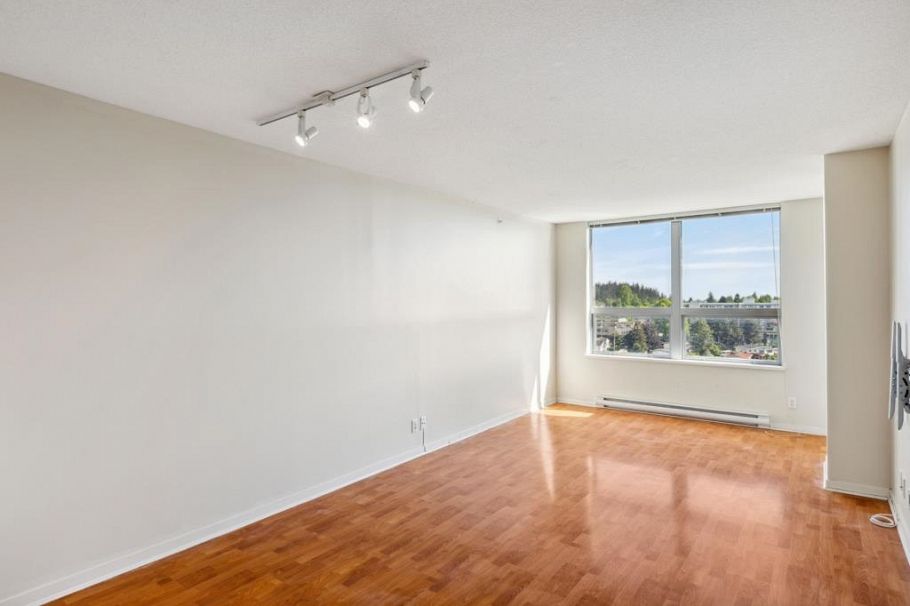 1606 3663 CROWLEY DRIVE, Vancouver BC V5R 6H4 Vancouver, BC - 9