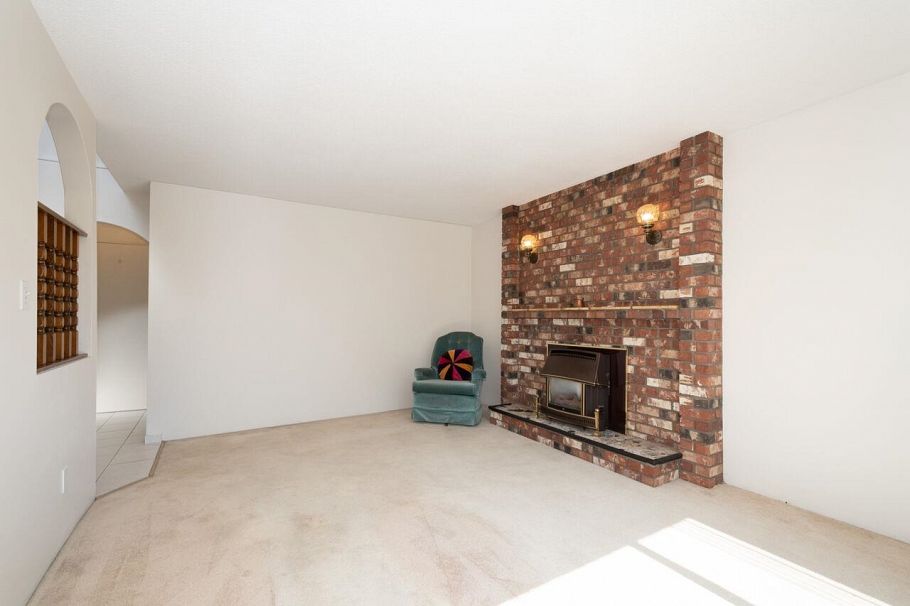 2155 W 15th Avenue Vancouver, BC - 20