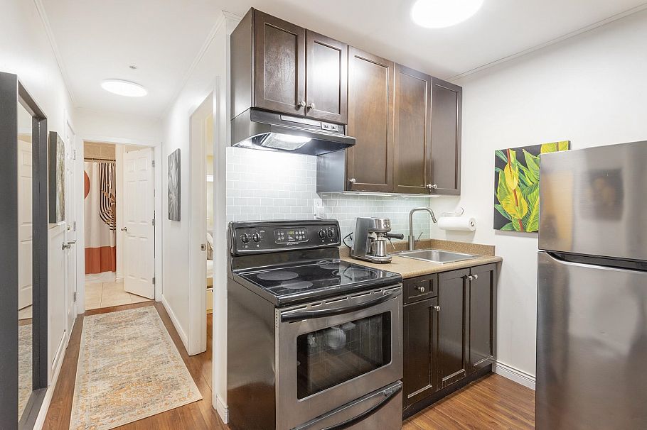 1743 Frances Street Vancouver, BC - 35