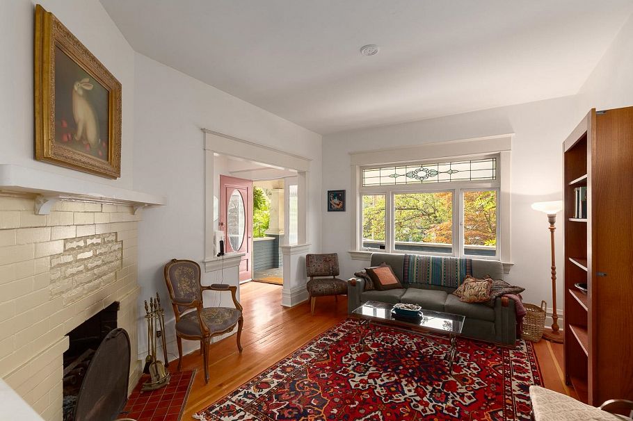 2025 Charles Street Vancouver, BC - 9