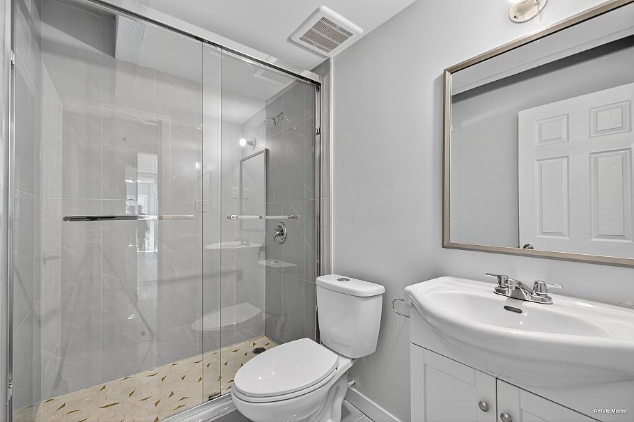 7561 Angus Drive Vancouver, BC - 18