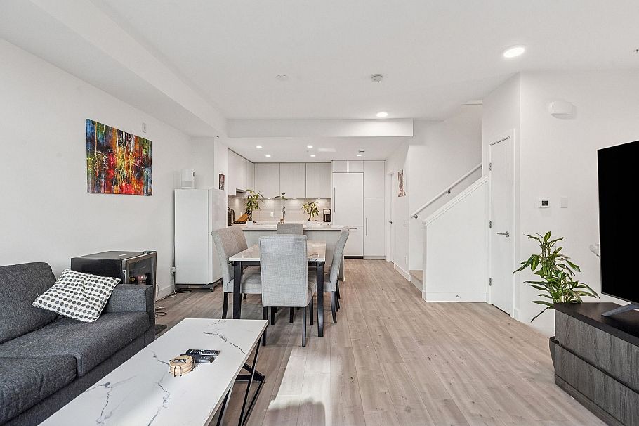 266 2035 Glenaire Drive North Vancouver, BC - 9