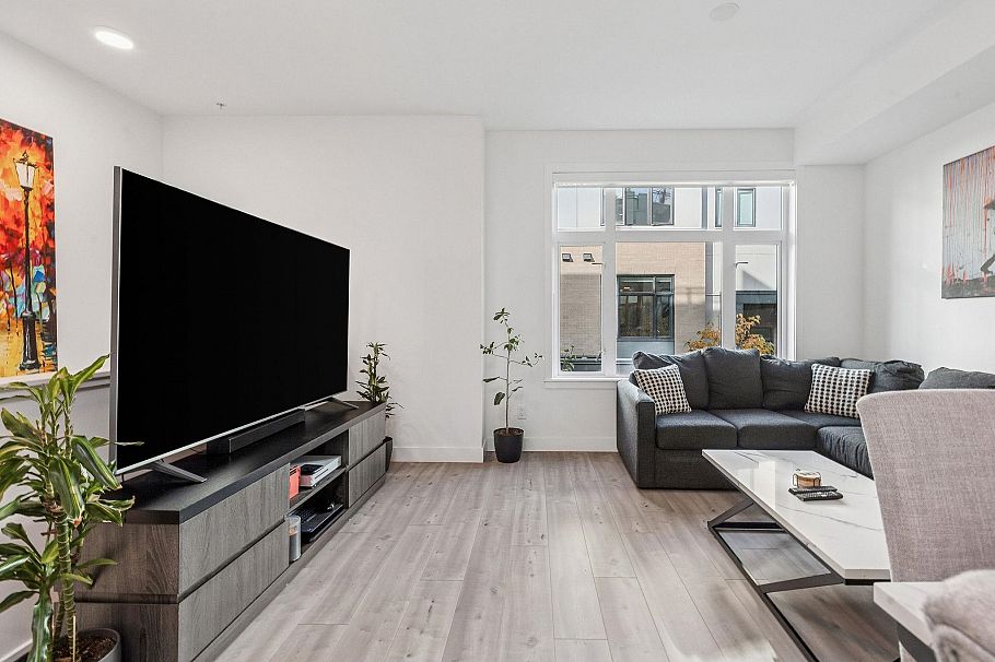 266 2035 Glenaire Drive North Vancouver, BC - 10