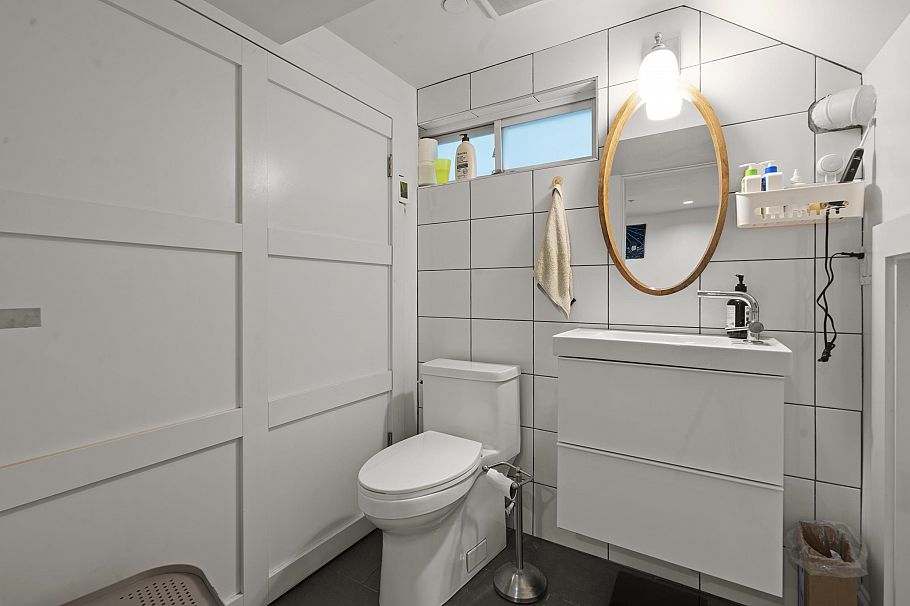 508 Hawks Avenue Vancouver, BC - 31