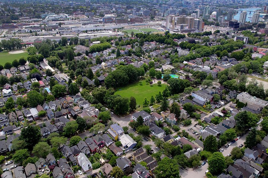 508 Hawks Avenue Vancouver, BC - 39