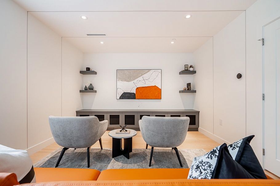 2561 W 2nd Avenue Vancouver, BC - 39