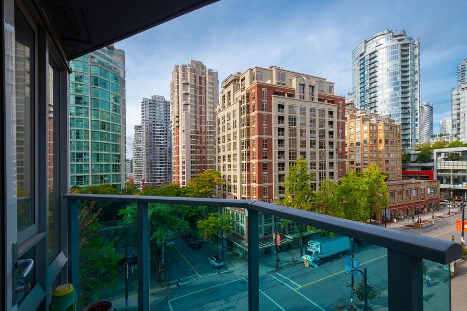 805 788 Hamilton Street Vancouver, BC - 10