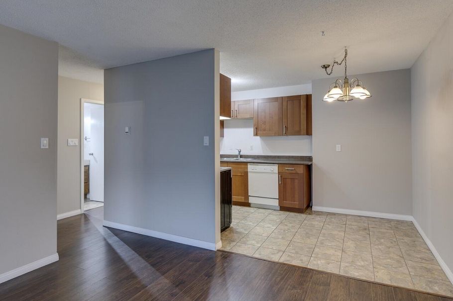 208 275 W 2nd Street North Vancouver, BC - 10