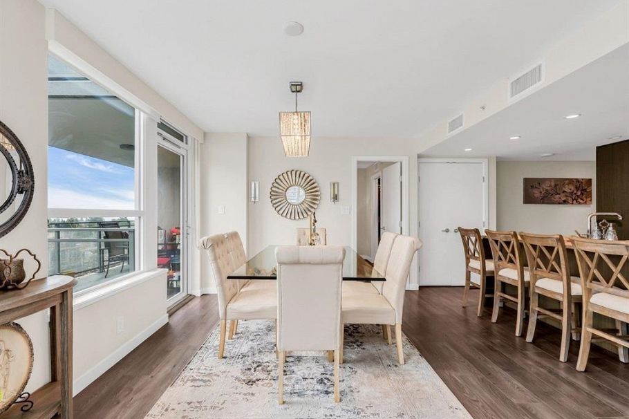 602 112 E 13th Street North Vancouver, BC - 2