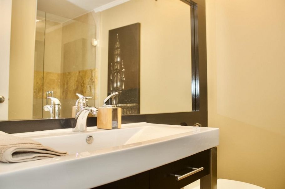 102 1132 Haro Street Vancouver, BC - 17