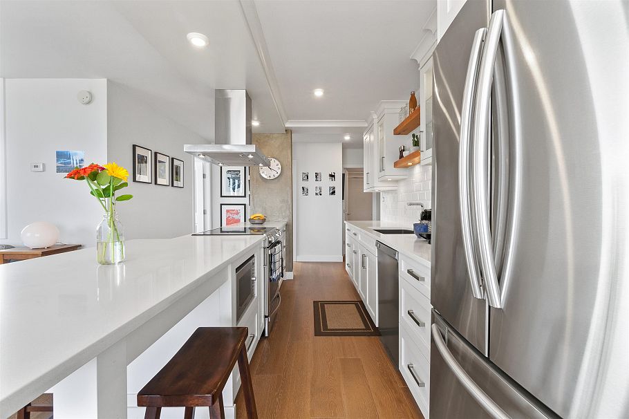 2204 1816 Haro Street Vancouver, BC - 6