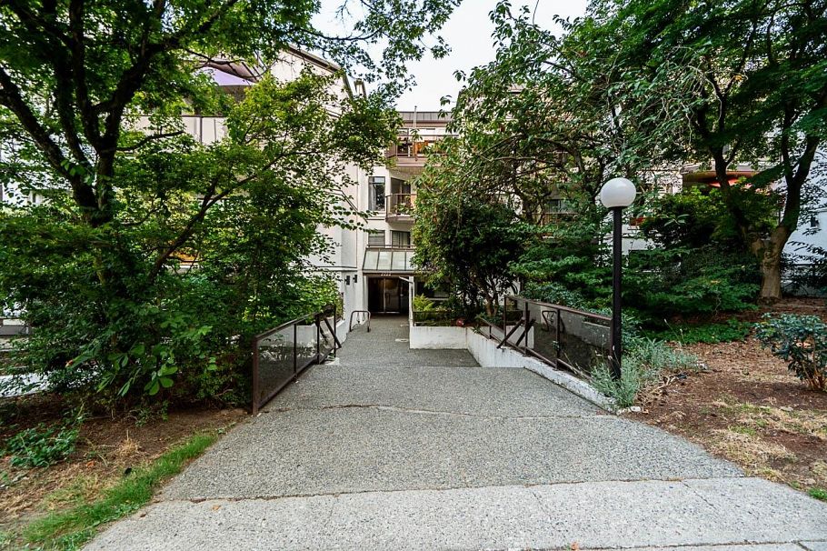 402 2222 Prince Edward Street Vancouver, BC - 33