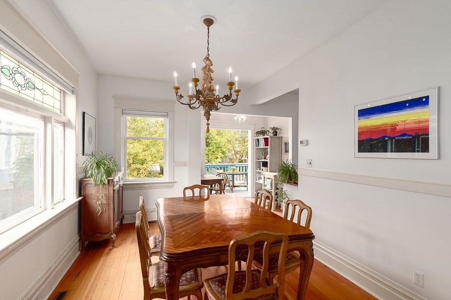 2025 Charles Street Vancouver, BC - 10