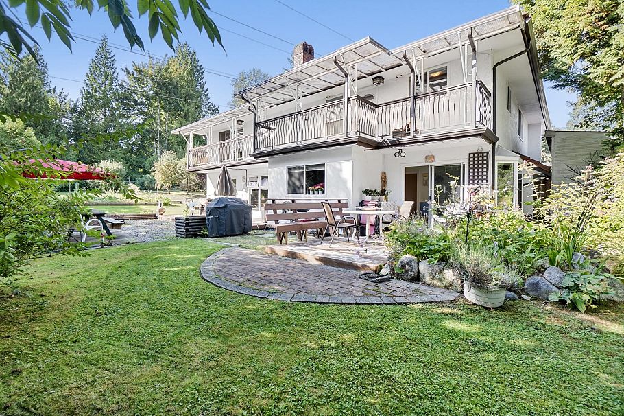 815 E 29th Street North Vancouver, BC - 27