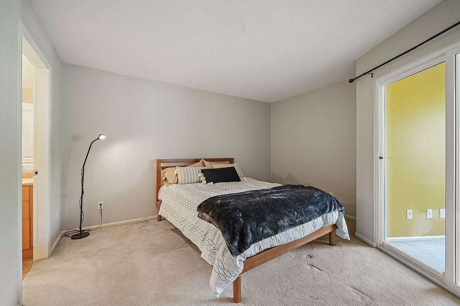 355 1100 E 29th Street North Vancouver, BC - 8