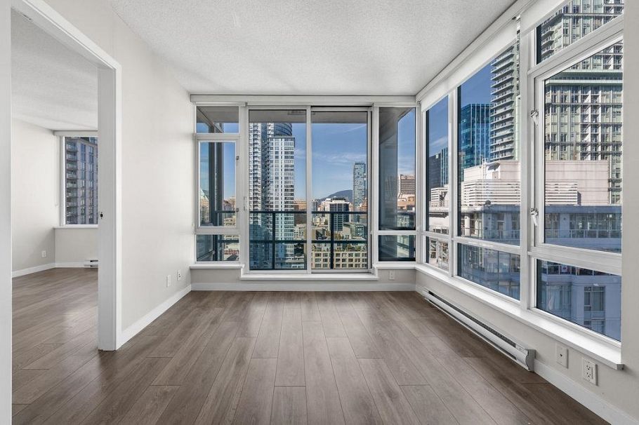 2301 833 Homer Street Vancouver, BC - 2