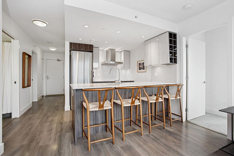 607 1788 Columbia Street Vancouver, BC - 11