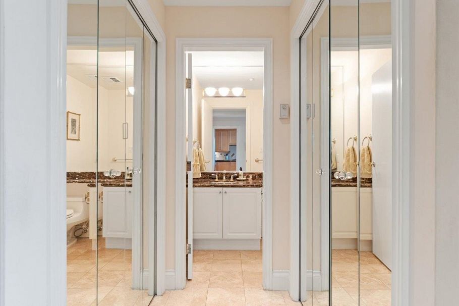 205 1717 Bayshore Drive Vancouver, BC - 28