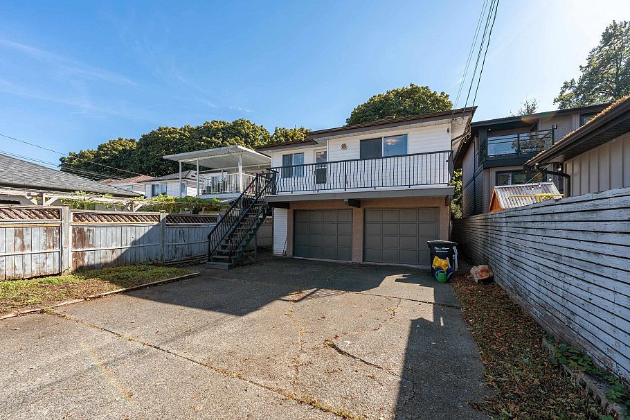 511 E 19th Avenue Vancouver, BC - 30