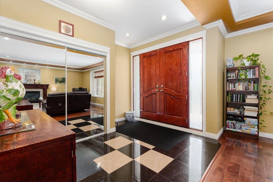 3139 Venables Street Vancouver, BC - 2