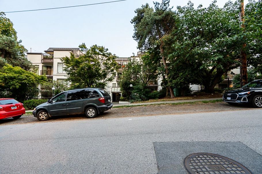 402 2222 Prince Edward Street Vancouver, BC - 35