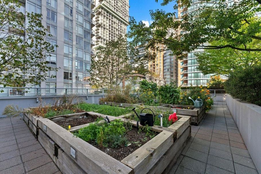 2301 833 Homer Street Vancouver, BC - 20