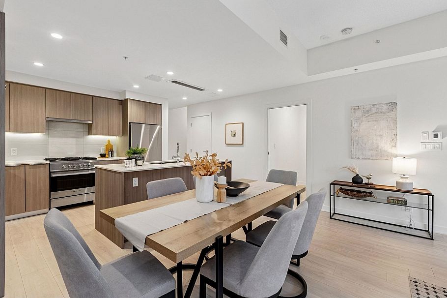 TH1431 Hunter Street North Vancouver, BC - 9