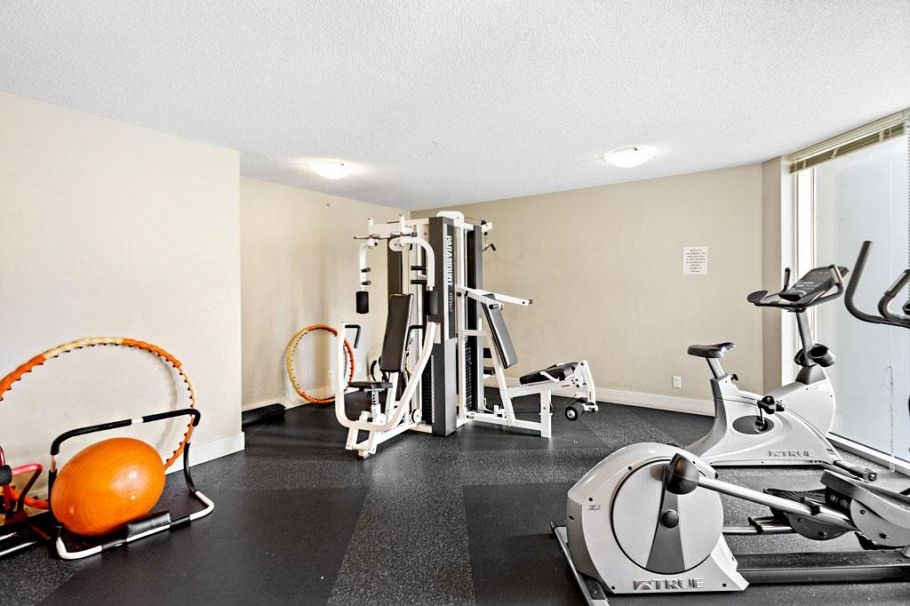 1606 3663 CROWLEY DRIVE, Vancouver BC V5R 6H4 Vancouver, BC - 4