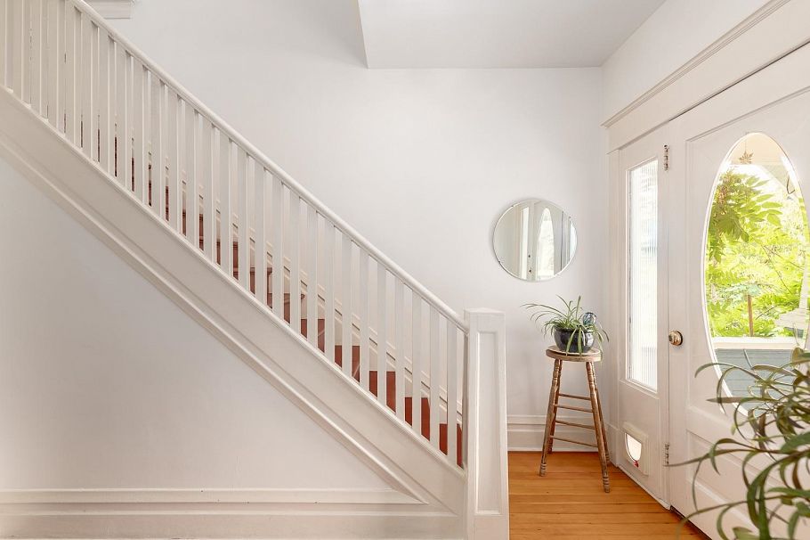 2025 Charles Street Vancouver, BC - 4