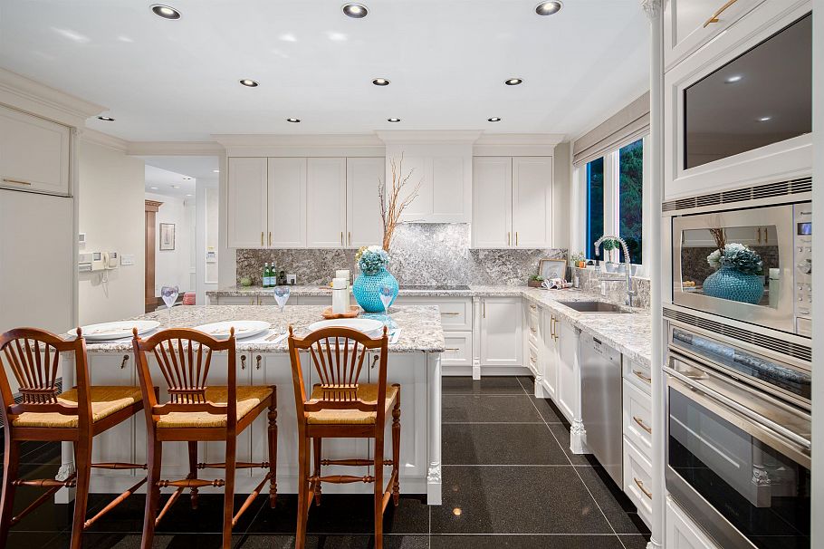 5550 Kingston Road Vancouver, BC - 12