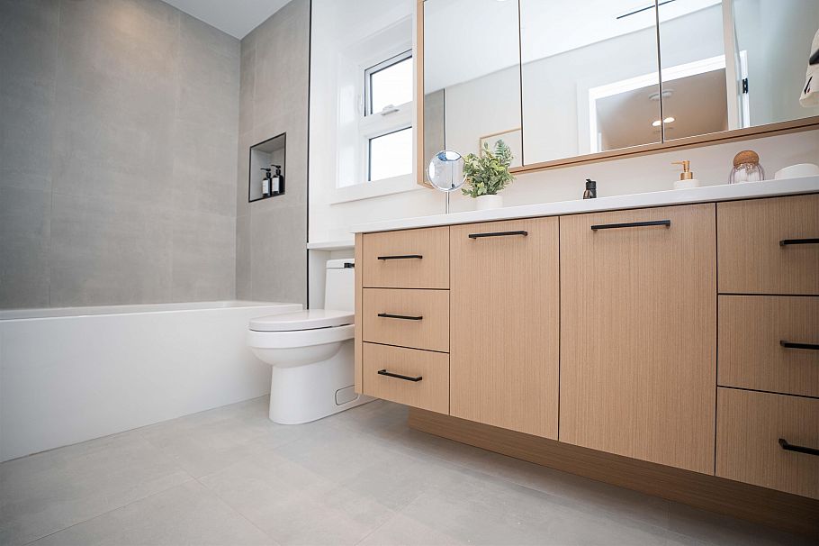 #1 2522 E 15th Avenue Vancouver, BC - 18