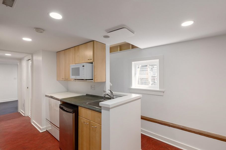 2025 Charles Street Vancouver, BC - 29