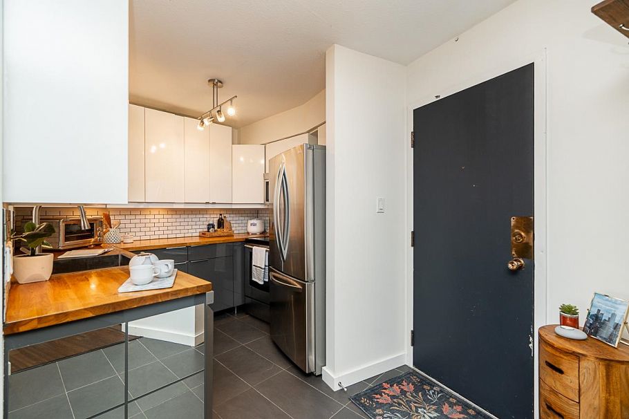 402 2222 Prince Edward Street Vancouver, BC - 14