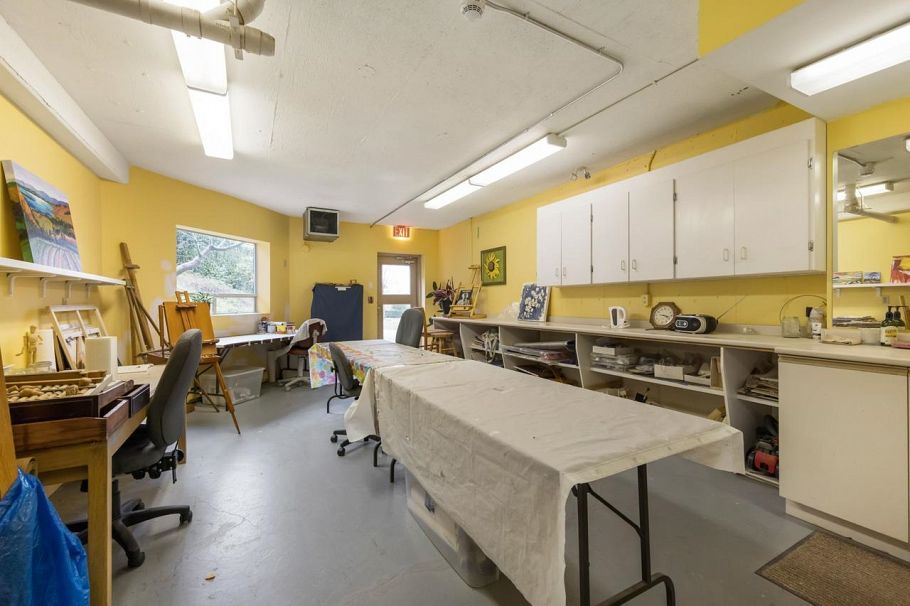 314 121 W 29th Street North Vancouver, BC - 29