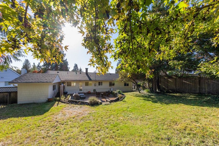 744 Kilkeel Place North Vancouver, BC - 20