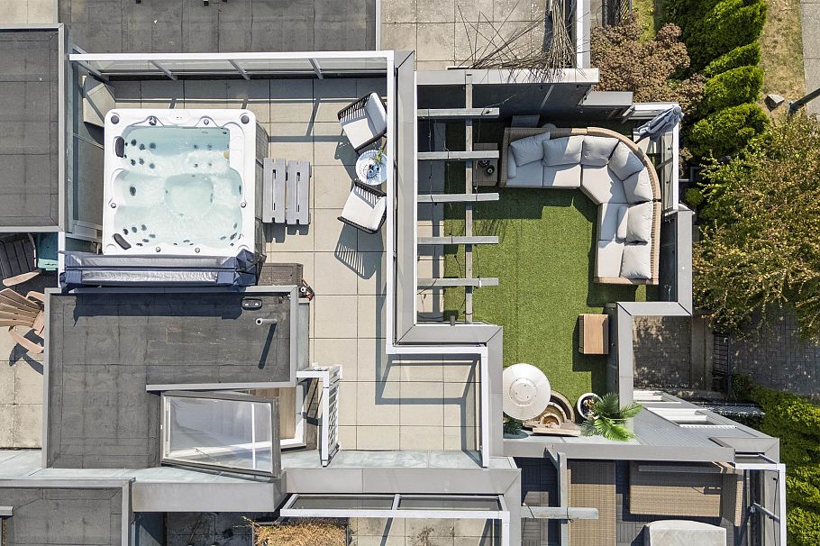 8438 Gladstone Street Vancouver, BC - 31