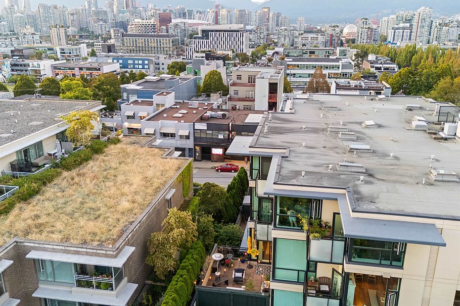 207 2515 Ontario Street Vancouver, BC - 7