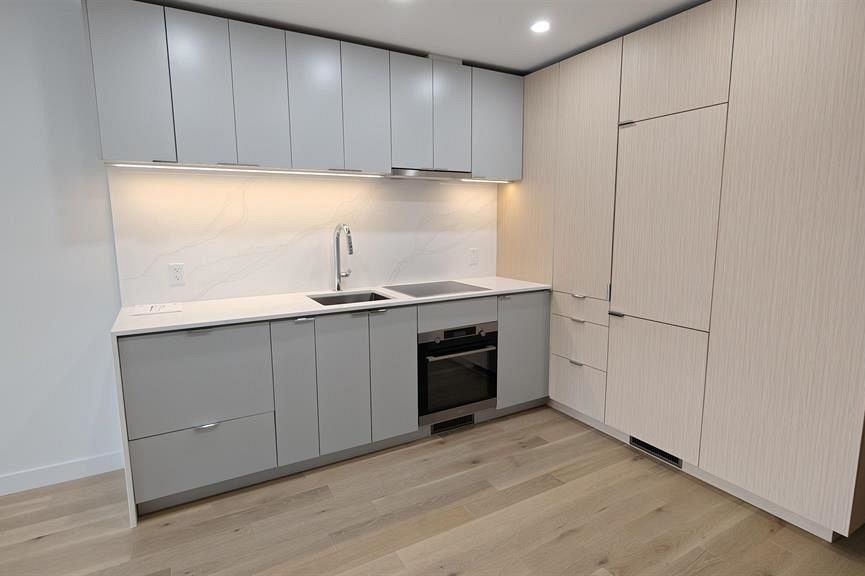 707 239 Keefer Street Vancouver, BC - 3