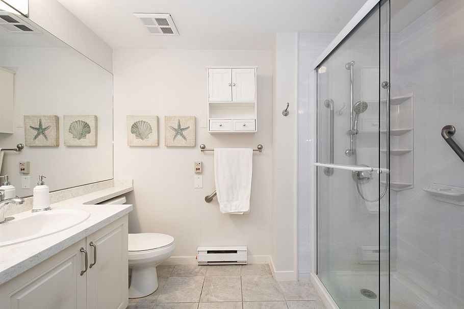 101 2799 Yew Street Vancouver, BC - 21