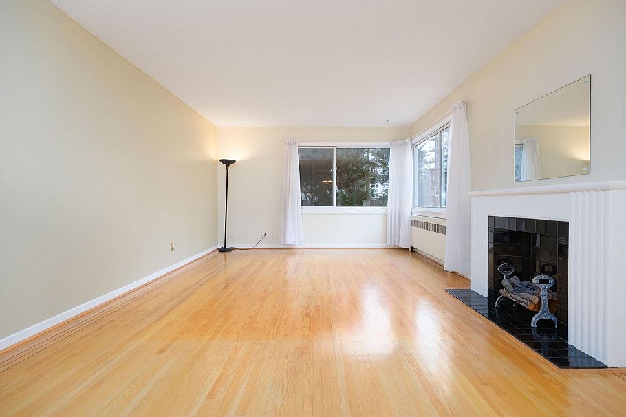 203 1878 Robson Street Vancouver, BC - 4