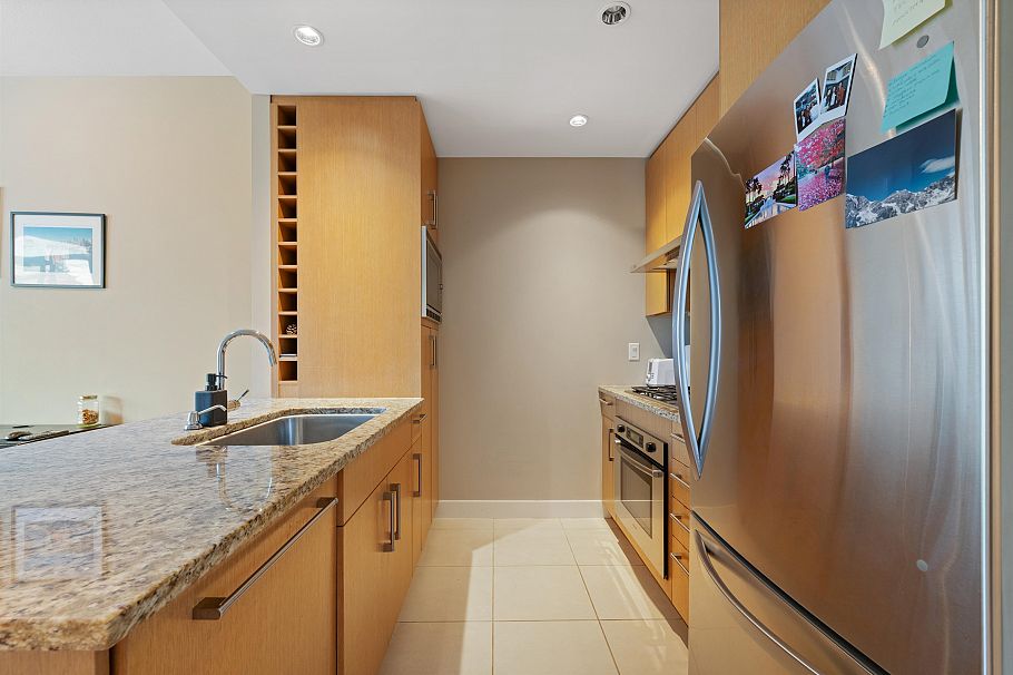 205 1333 W 11th Avenue Vancouver, BC - 7