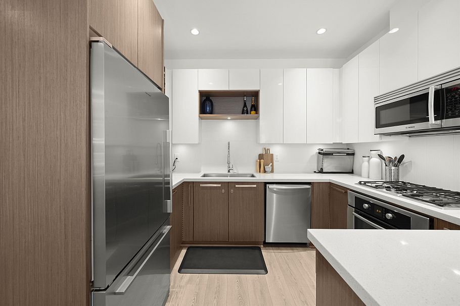 8438 Gladstone Street Vancouver, BC - 12