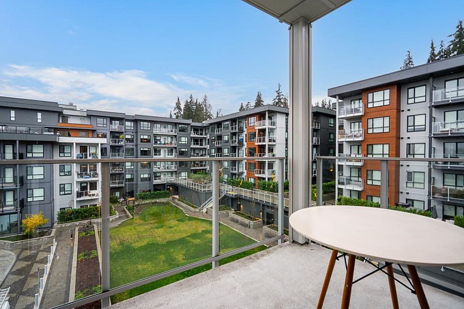 422 3596 Malsum Drive North Vancouver, BC - 18