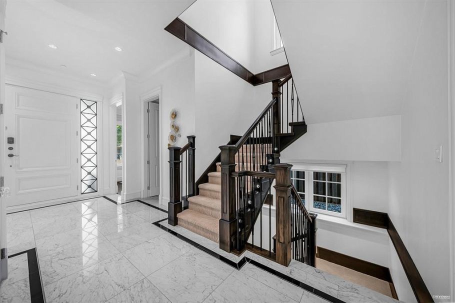 3176 W 35th Avenue Vancouver, BC - 17