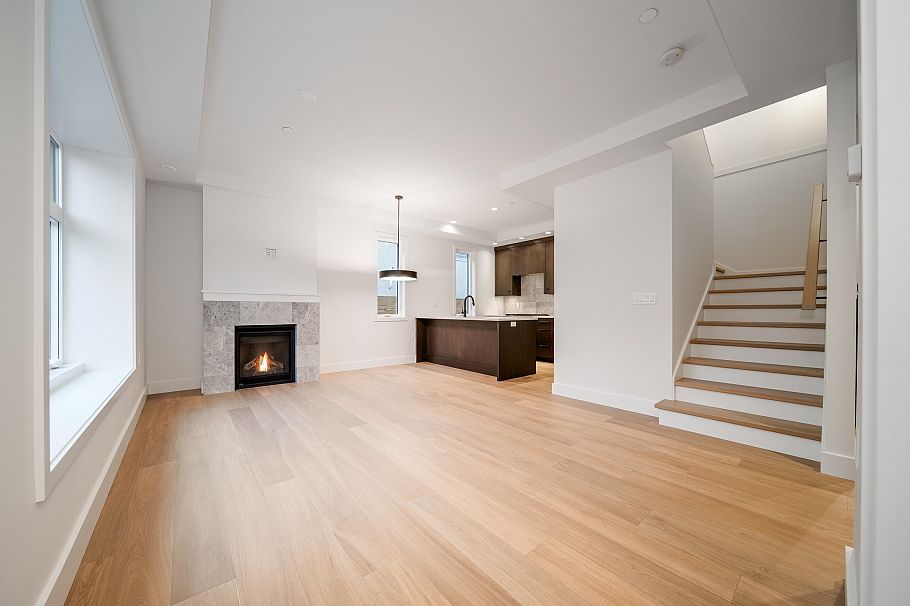 1138 E 26th Avenue Vancouver, BC - 8