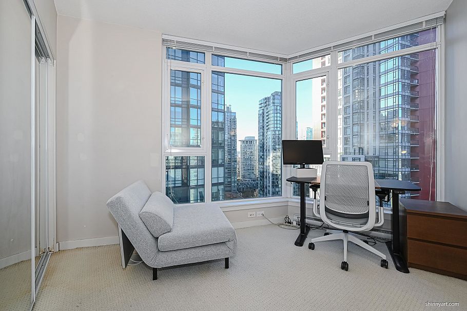 2401 1188 W Pender Street Vancouver, BC - 13